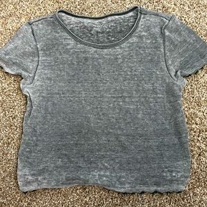 American Eagle crop shirt